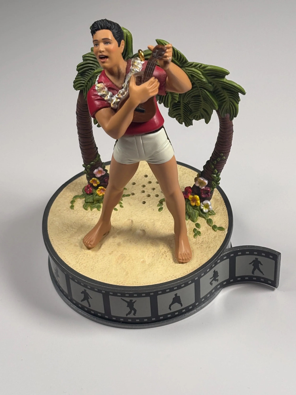 Carlton Cards Heirloom 2002 Musical Christmas Ornament Elvis Blue Hawaii